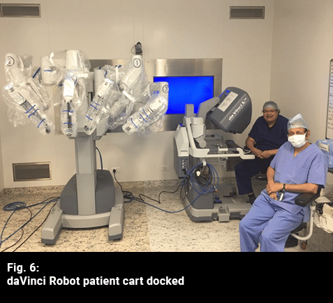 daVinci Robot patient cart docked